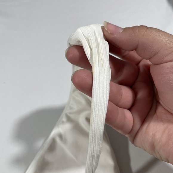 Becca [‎ Small ] Loreto Ribbed Banded Bikini Top in White - Picture 8 of 12